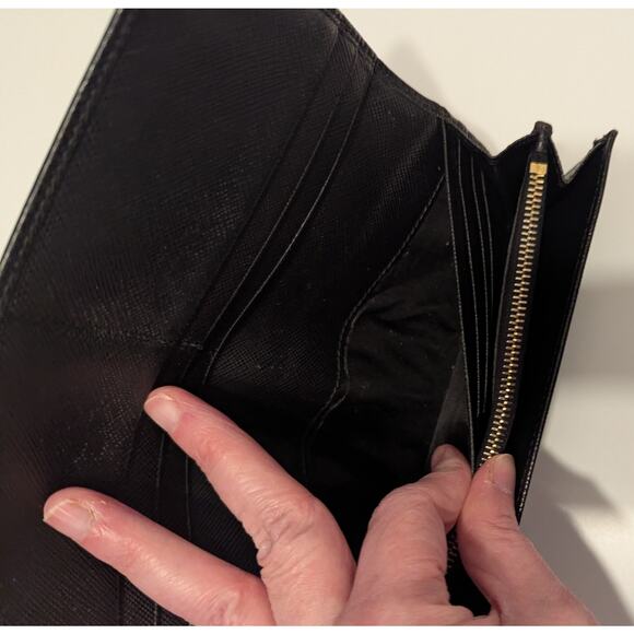 Prada Black Saffiano Leather Wallet with Gold Zipper COA Card Included - Picture 7 of 16
